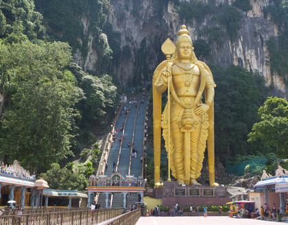 Muragan Statue vor den Batu Caves 