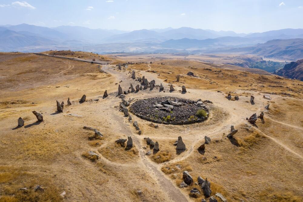 Zoraz Karer
